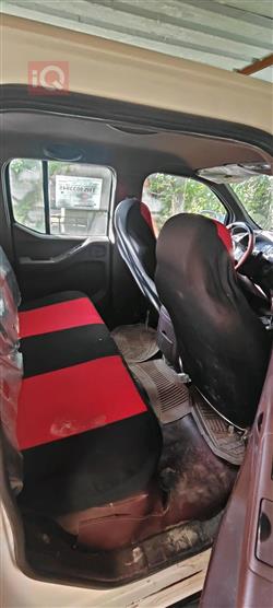 نيسان نافارا